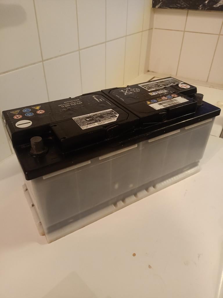 VARTA auto batterij 110 ah, Auto-onderdelen, Accu's en Toebehoren, Ophalen