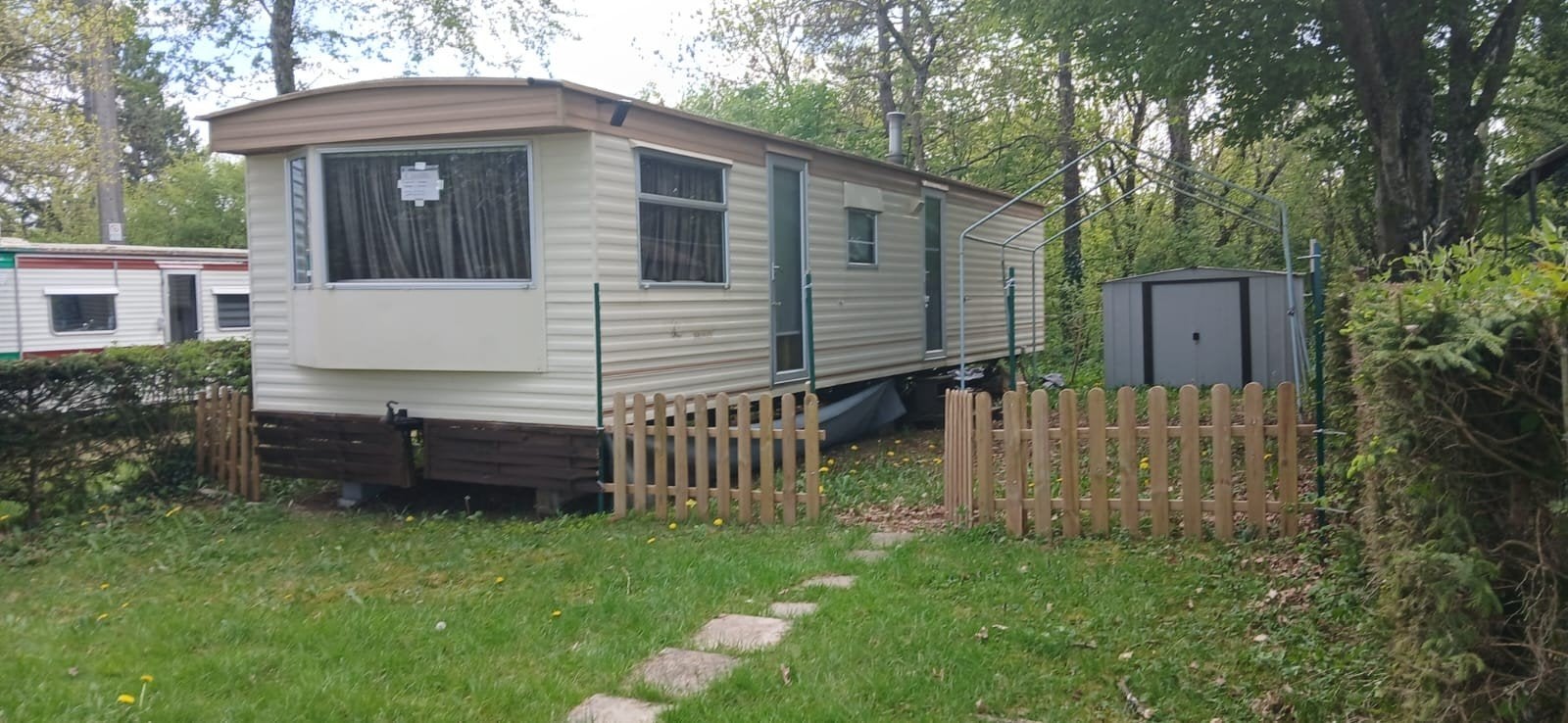Mobil-home 3 chambres à vendre – Resteigne (Ardennes belges)
