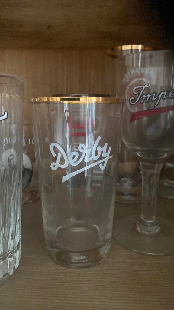 Bierglazen, Ophalen