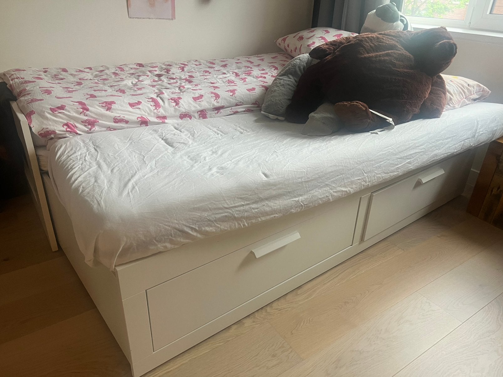 Brimnes bed 80x200 / 160x200, Huis en Inrichting, Slaapkamer | Bedden, Ophalen, Wit, Tweepersoons, 200 cm
