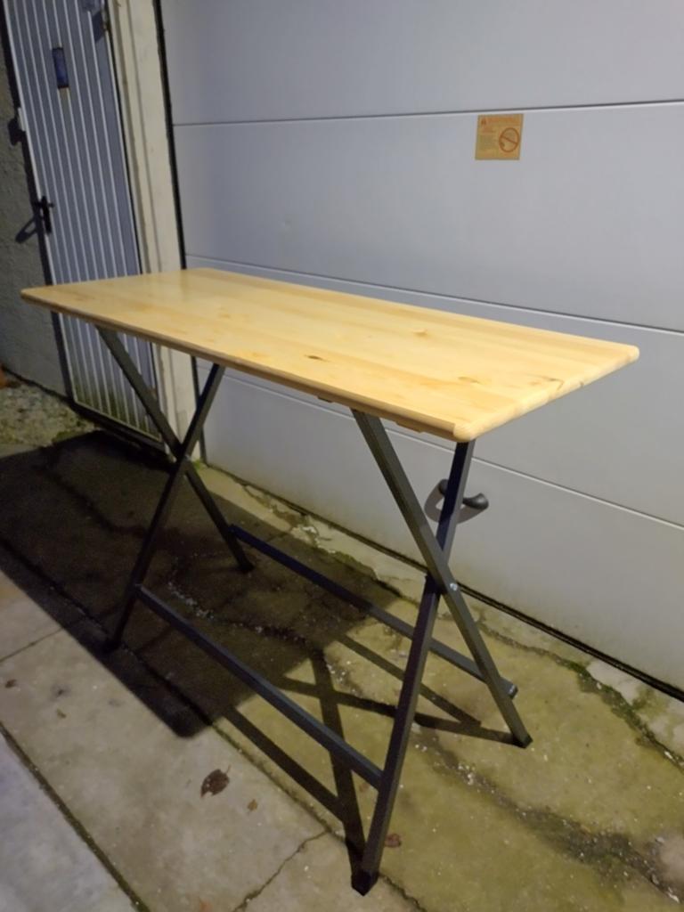 6 rechthoekige partytafels, Ophalen