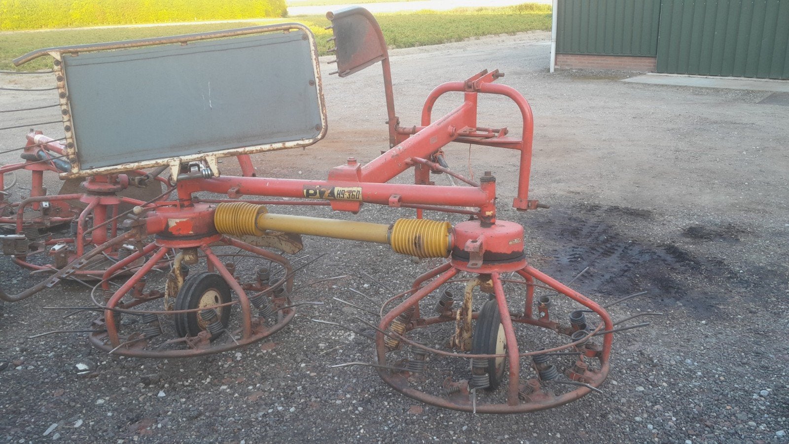PZ hs 360, vicon hooischudder, schoffelbalk  transportba, Ophalen