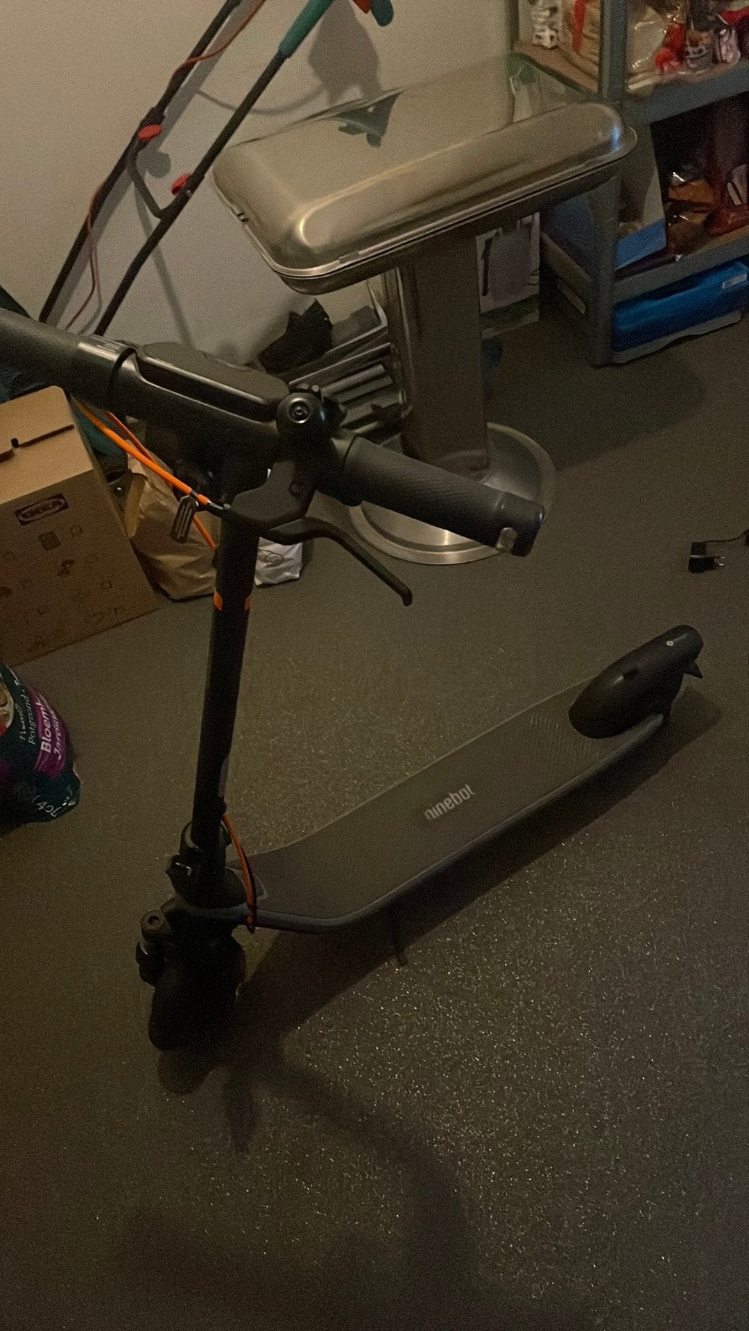 Segway Ninebot E2 Plus avec boîtier, câble et garantie, Enlèvement ou Envoi, Comme neuf, Step électrique (E-scooter)