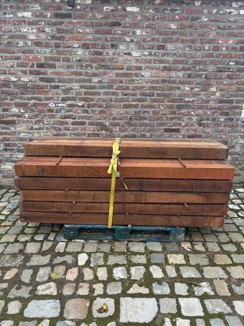 poteaux, poutres et planches de terrasse de jardin, Neuf, Poteaux, Bois dur, Enlèvement
