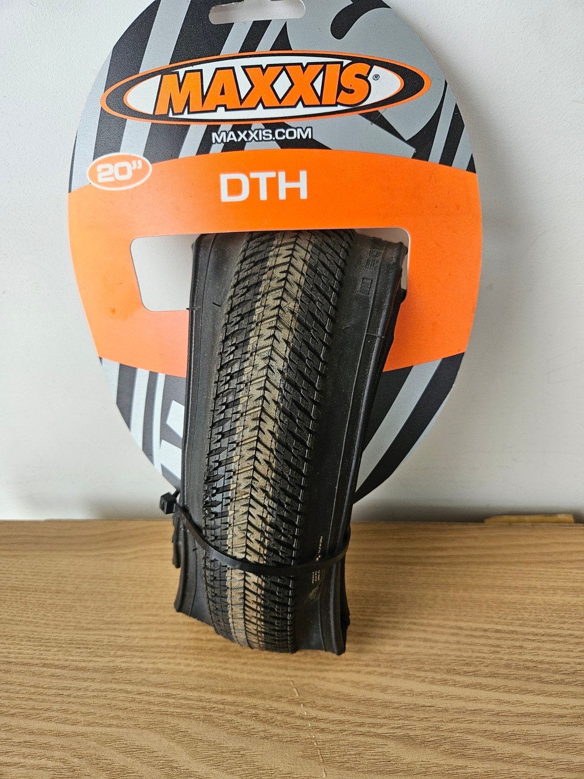 Nieuwe Maxxis DTH 20 inch BMX / vouwfiets

Splinternieuwe Ma, Fietsen en Brommers, Ophalen of Verzenden, Nieuw, BMX, Band