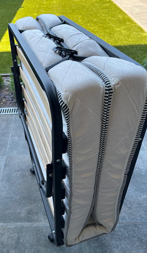 Vouwbed, Huis en Inrichting, Ophalen, Eenpersoons, Zo goed als nieuw, 80 cm