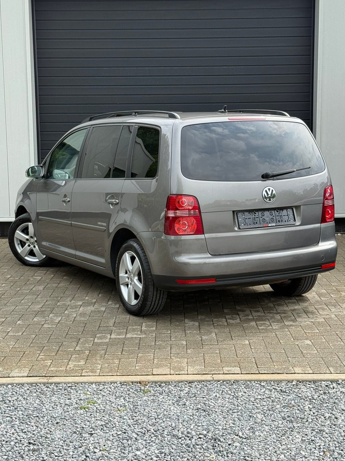 Volkswagen Touran 1.4 Tsi Benzine 7 zitplaatsen Automaat, Auto's, Volkswagen, Automaat, Monovolume, 7 zetels, Bedrijf