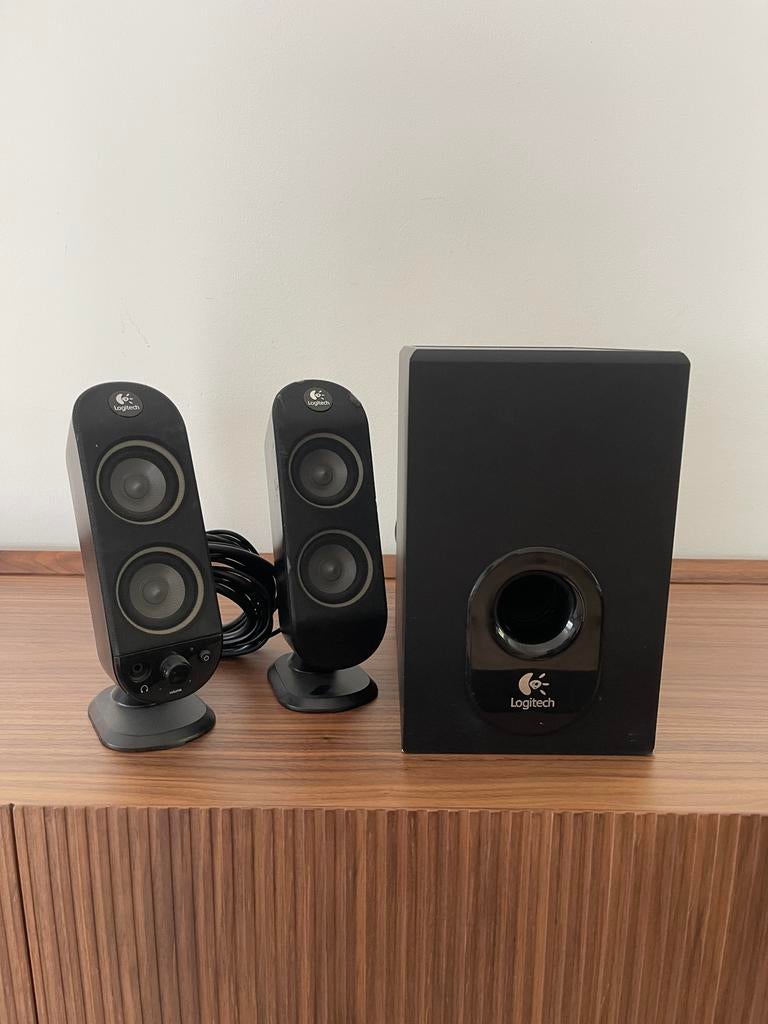Logitech X-230 luidspeaker, Ophalen, Zo goed als nieuw