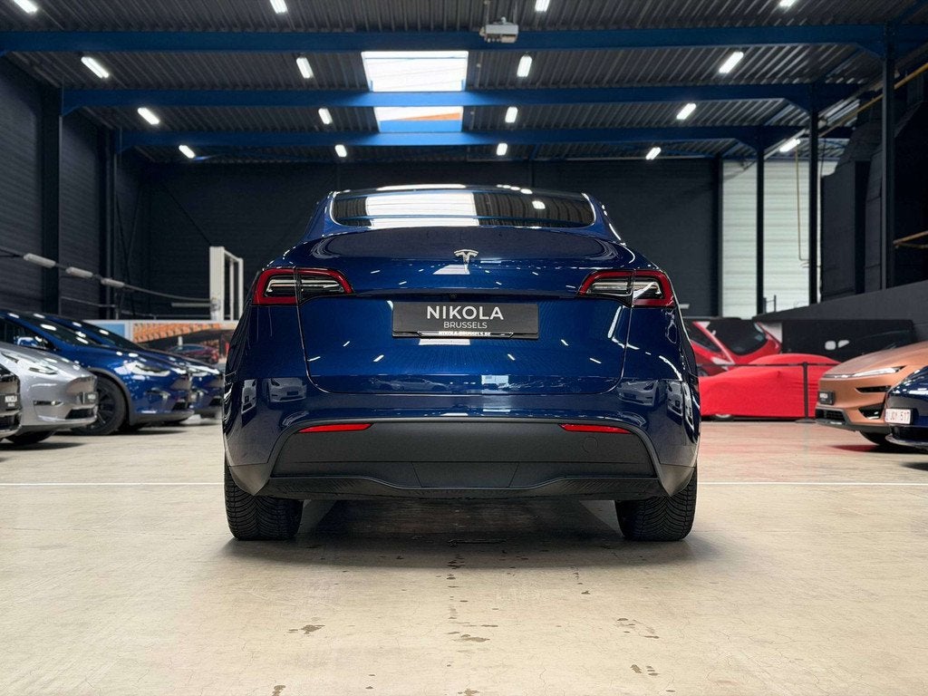 Tesla Model Y REAR WHEEL DRIVE - HIGHWAY AUTOPILOT - 20 INCH, Achterwielaandrijving, Gebruikt, Zwart, Blauw