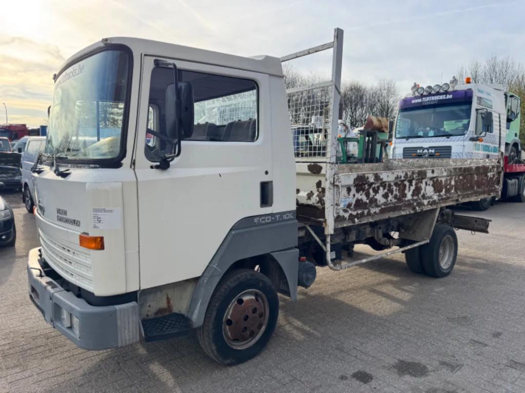 Nissan *ECO100-BENNE-TIPPER* (bj 1998), Achterwielaandrijving, Gebruikt, 2700 kg, Wit
