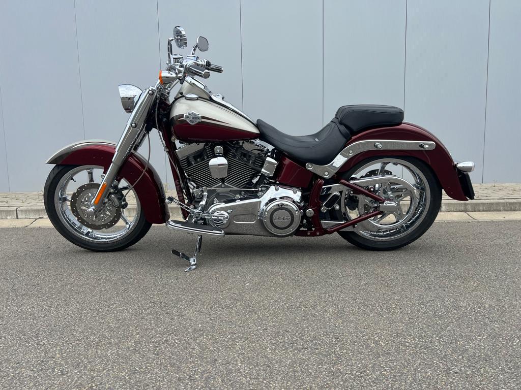 Softail Convertible CVO, Entreprise, Plus de 35 kW, Chopper, 2 cylindres