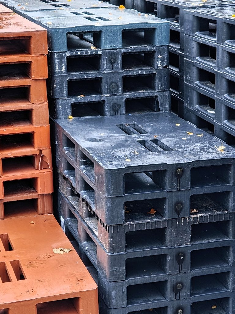 Stevige kunststof paletten, Ophalen, Gebruikt