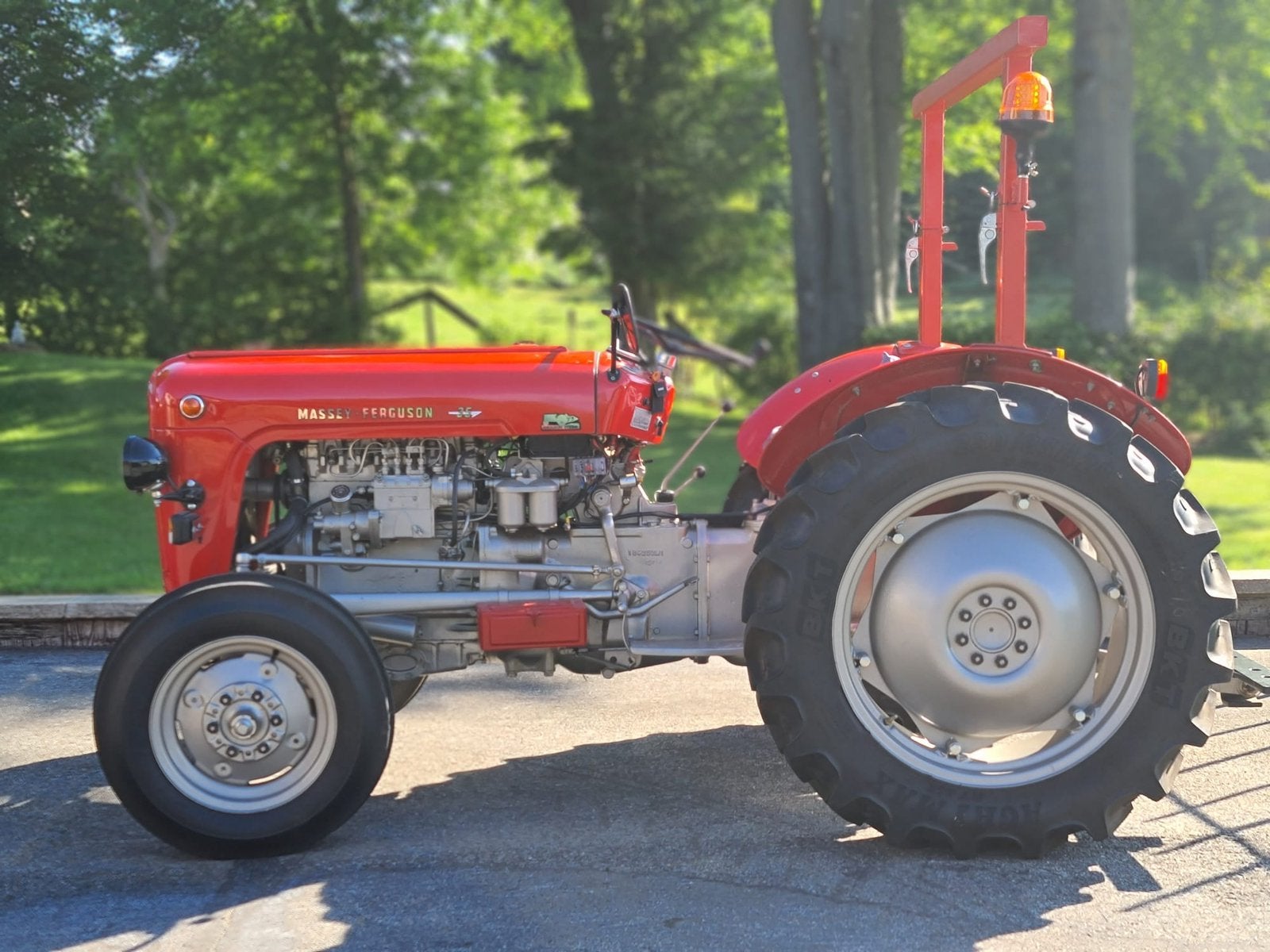 Tracteur Massey Ferguson, Enlèvement, Oldtimer/Ancêtre, Massey Ferguson