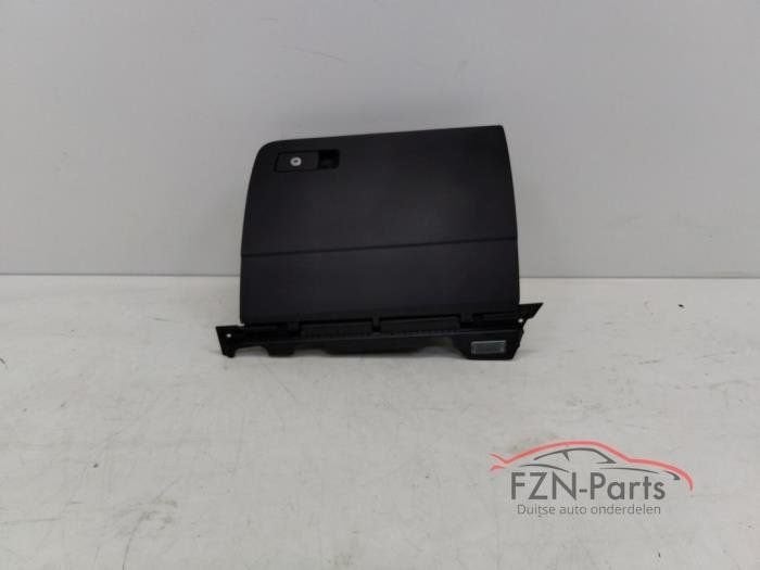 VW Passat B8 Dashboardkastje Met Slot (3G1867097N), Auto-onderdelen, Ophalen of Verzenden, Gebruikt