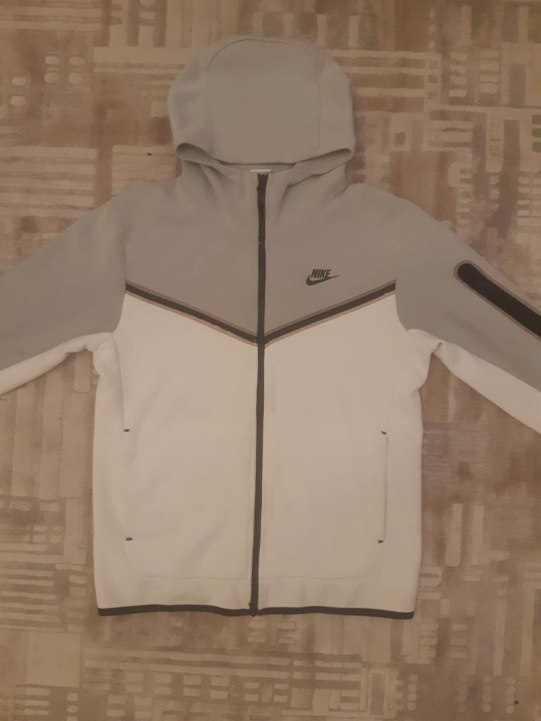 Nike Tech Taille S, Enlèvement, Porté, Nike