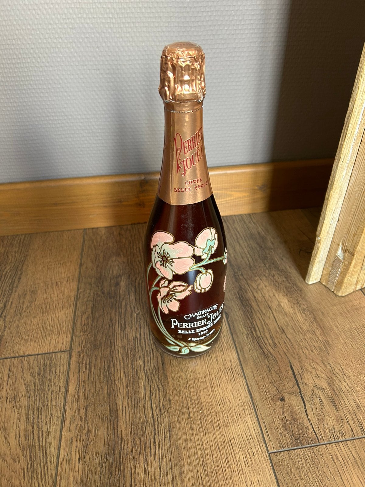 Champagne brut . Perrier Jouët, Frankrijk, Ophalen of Verzenden, Vol, Champagne