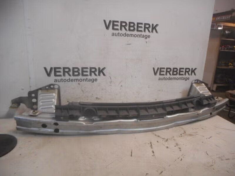 BUMPERBALK VOOR Opel Vectra C GTS (01-2002/01-2009), Bahnhofsplatz 65423 Rüsselsheim am Main, DE, Opel, Opel Automobile GmbH, Utilisé