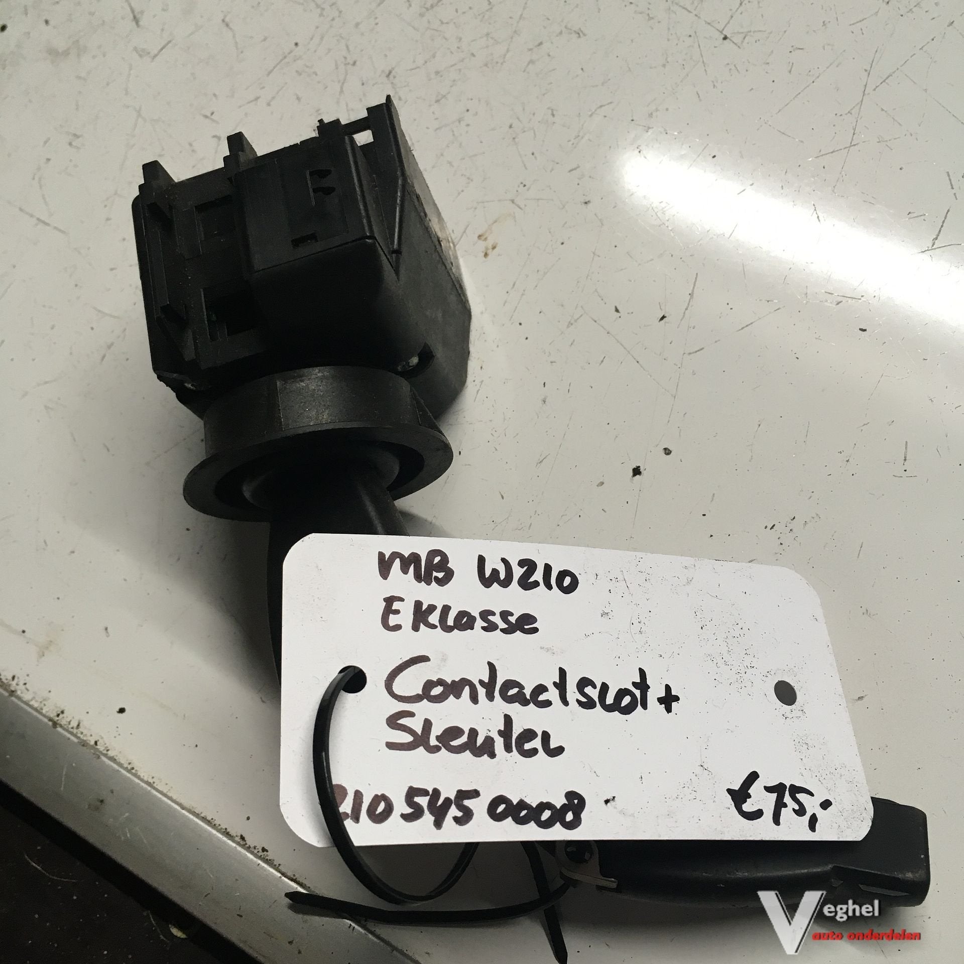 Mercedes W210 Contactslot met sleutel  210 545 0008, Gebruikt, -, -, Ophalen of Verzenden