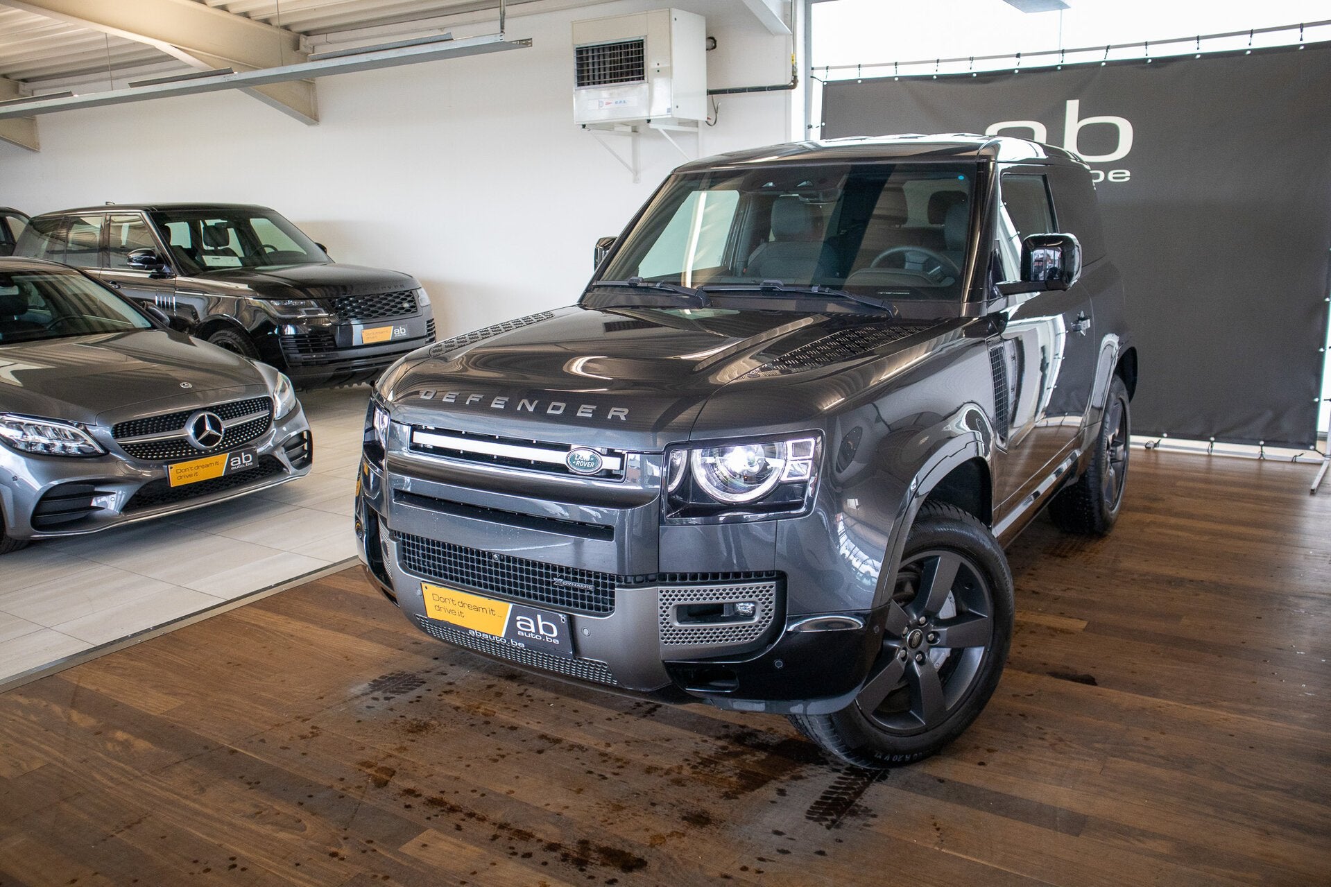 Land Rover Defender 90 D300 X-Dynamic SE, Auto's, 0 kg, SUV of Terreinwagen, Zilver of Grijs, 6 cilinders