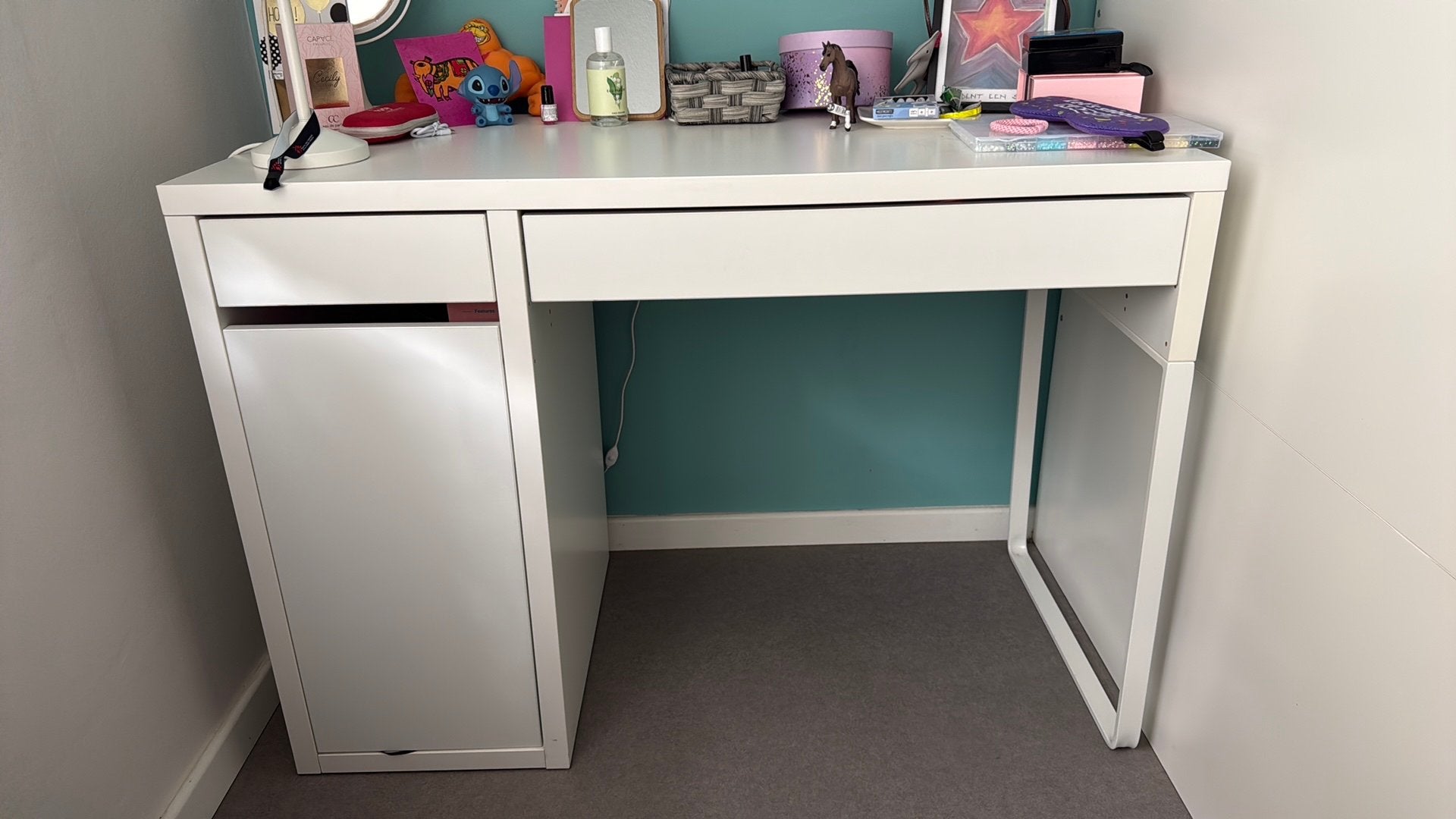 Micke bureau, Maison & Meubles, Enlèvement, Comme neuf