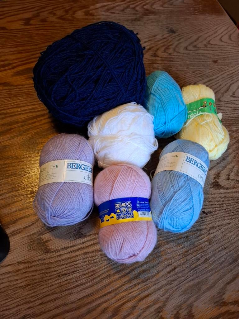 Différentes couleurs de laine, Enlèvement