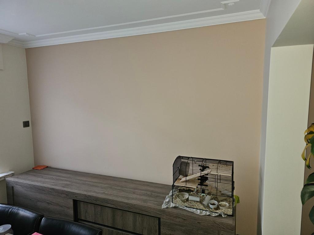 Barkast dressoir  tafel exclusief  stoelen