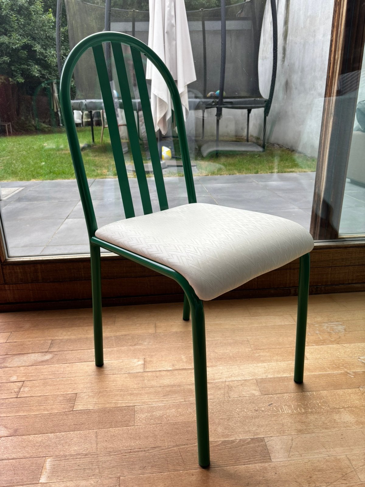 💚 4 vintage design stoelen 💚, Ophalen, Zo goed als nieuw