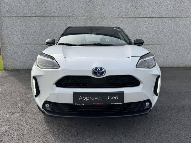 Toyota Yaris Cross 1.5 HSD CVT Dynamic Plus + Confort Pack, Auto's, Automaat, Euro 6, Wit, 1490 cc