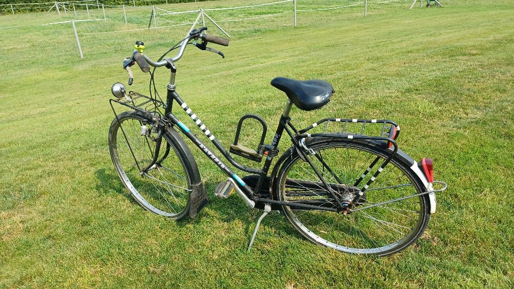Damesfiets - 3 Naafversnellingen - Bagagedrager voor+ achter, Enlèvement, Frein sur jante, L'Avenir, Années 60 ou plus récent
