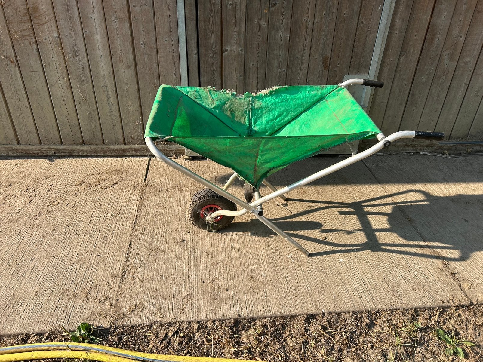 Oplooibare kruiwagen, Tuin en Terras, Ophalen, Zo goed als nieuw