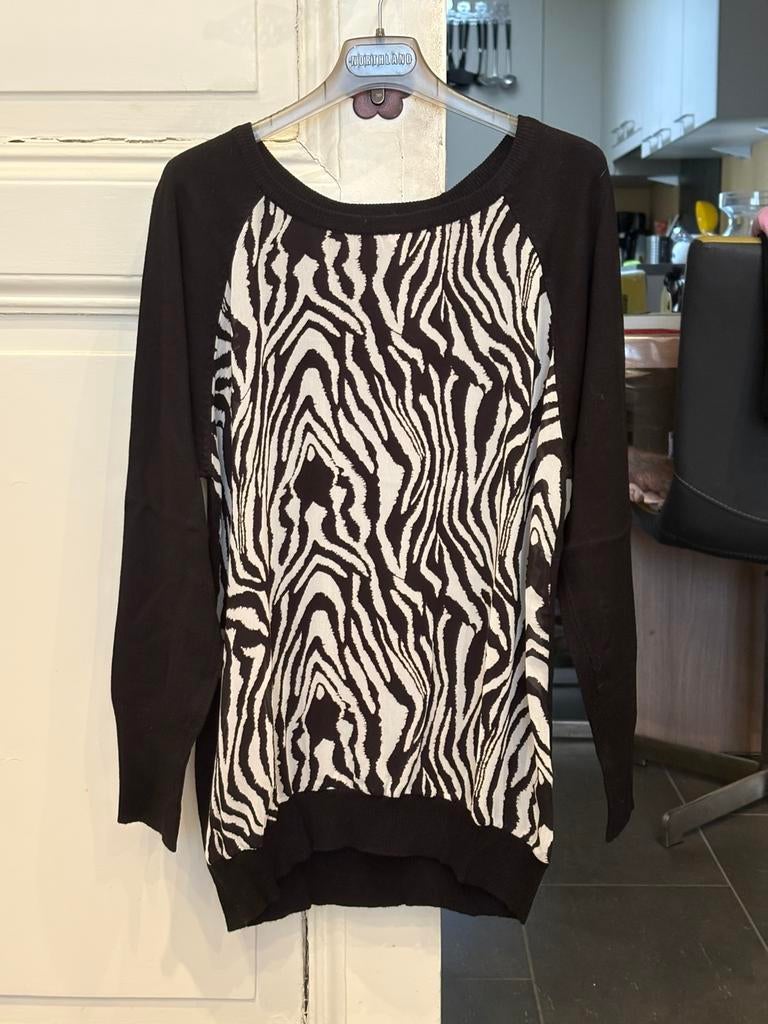 Pull noir et blanc de la marque Lola & Liza (40)., Enlèvement ou Envoi, Comme neuf, Taille 38/40 (M), Noir