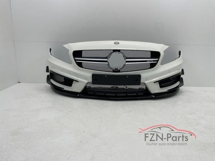 Mercedes -Benz A-klasse A176 AMG A45 Voorbumper 6PDC KLS, Ophalen of Verzenden, Gebruikt, Voor, Bumper