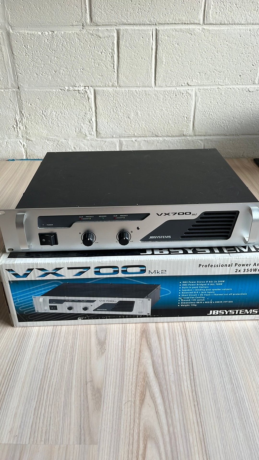 JBSystems Power Amplifier VX 700 Mk2, TV, Hi-fi & Vidéo, Amplificateurs & Ampli-syntoniseurs, Autres marques, Enlèvement, 120 watts ou plus