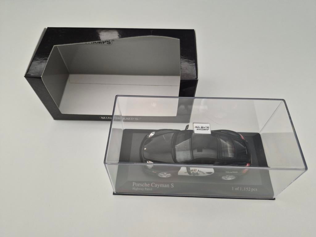 Minichamps Porsche Cayman S « HIGHWAY PATROL » 400 065691 1/, Enlèvement ou Envoi, Comme neuf, Voiture, MiniChamps