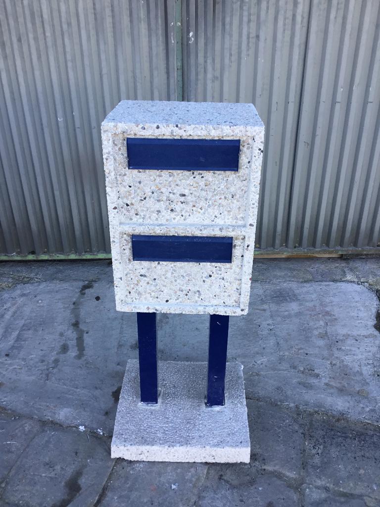 Brievenbus in beton, Tuin en Terras, Ophalen, Nieuw, Beton, Staande brievenbus