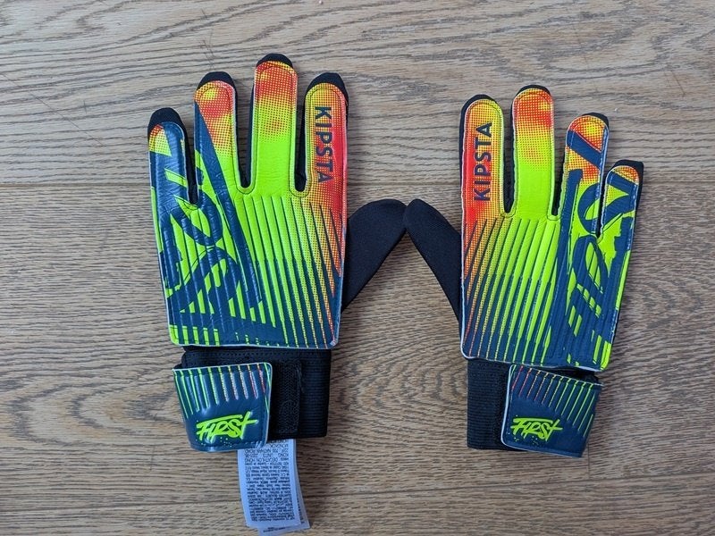 football - gants de gardien de but Kipsta, Sports & Fitness, Enlèvement, Neuf, Gants