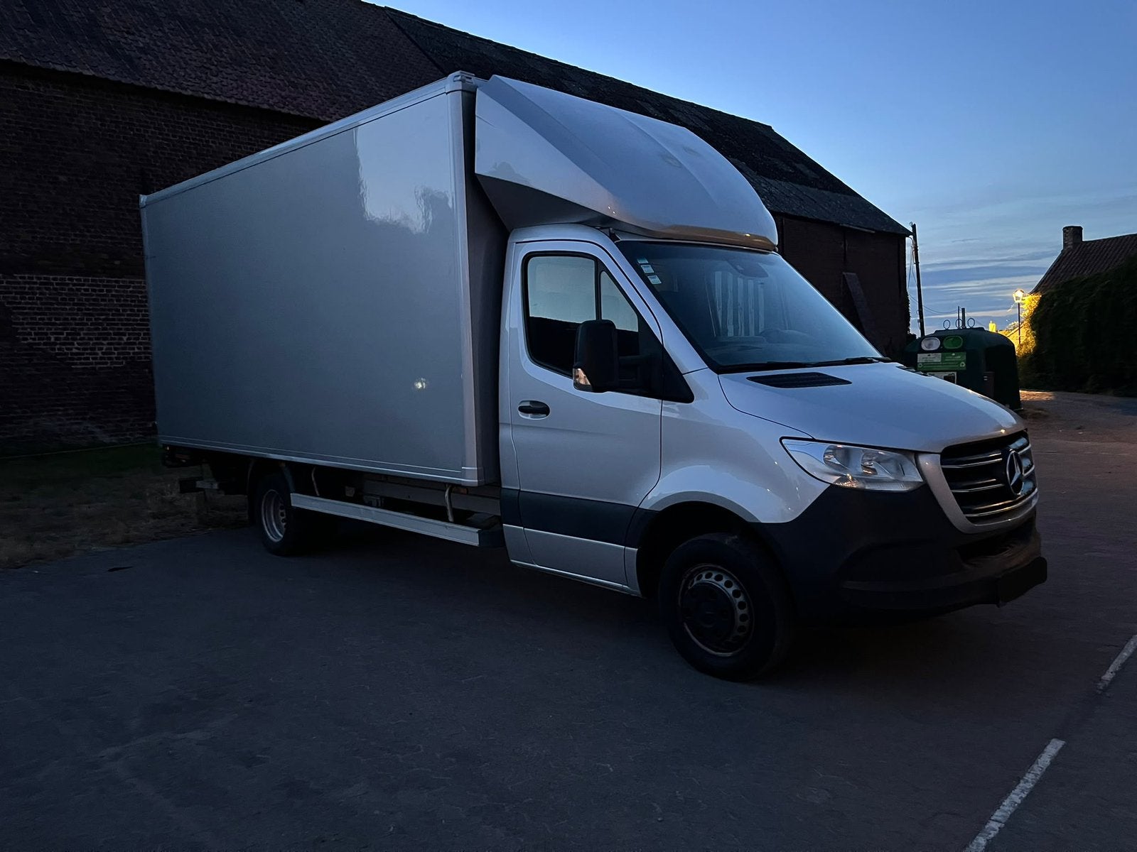 Mercedes-Benz Sprinter 516CDI bakwagen, Auto's, Bestelwagens en Lichte vracht, Automaat, Dealer onderhouden, 4 cilinders, 2000 kg