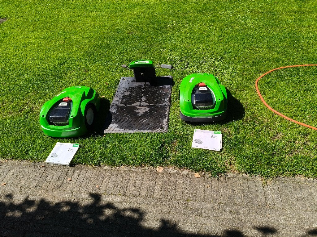 Robot maaier, Ophalen, Met regensensor, 20 tot 25 cm, Gebruikt