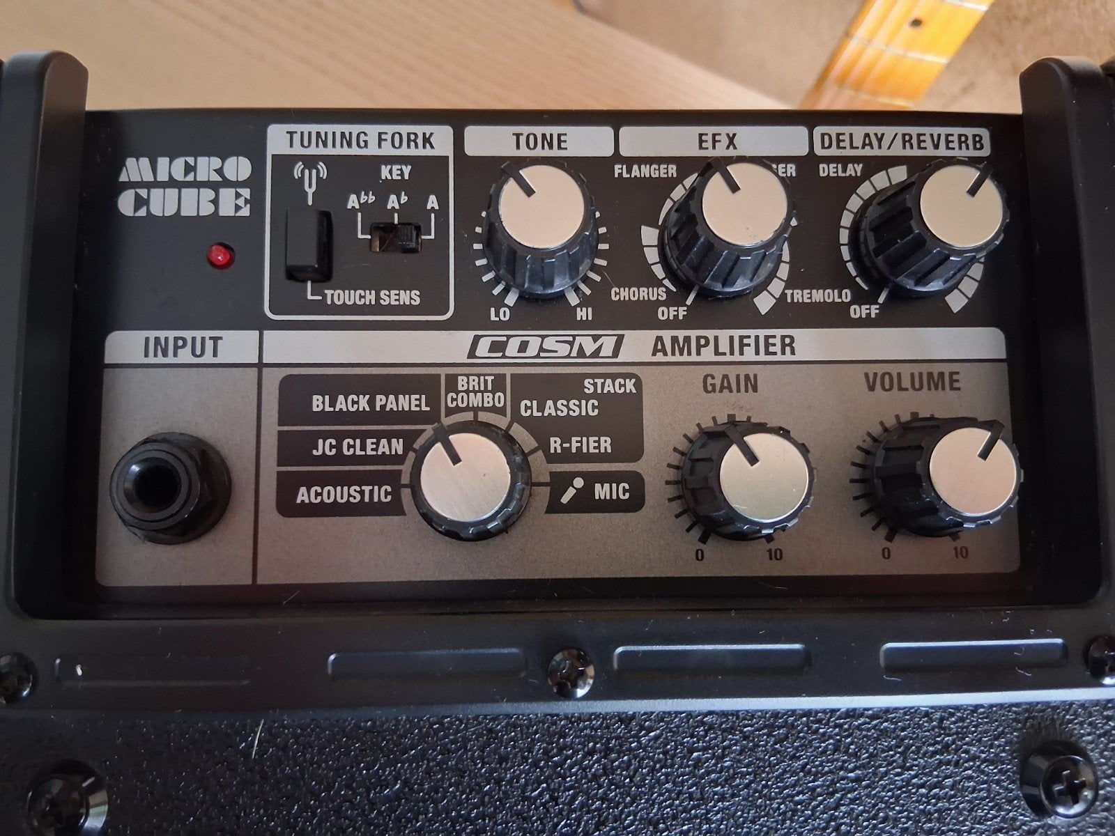 Roland (Boss) Micro Cube + Alimentation d'origine, Ophalen, Zo goed als nieuw, Multi-effect