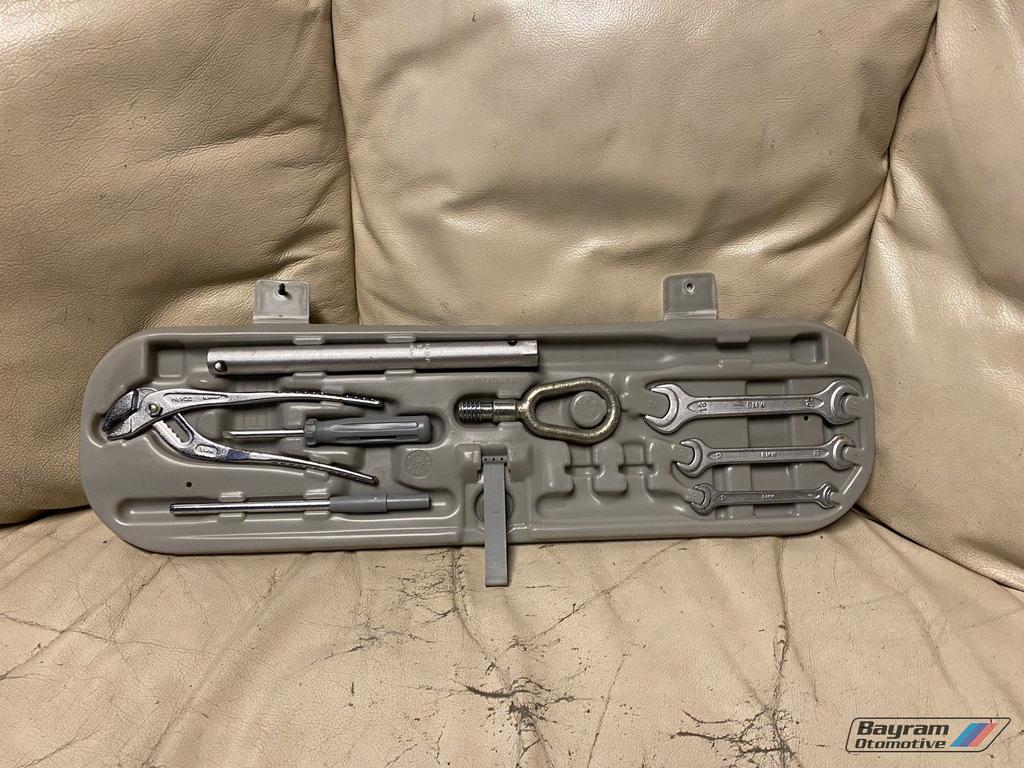 Bmw E36 gereedschapset onboard grote versie M3 3-serie coupe, Auto-onderdelen, Gebruikt, -, -, Ophalen of Verzenden