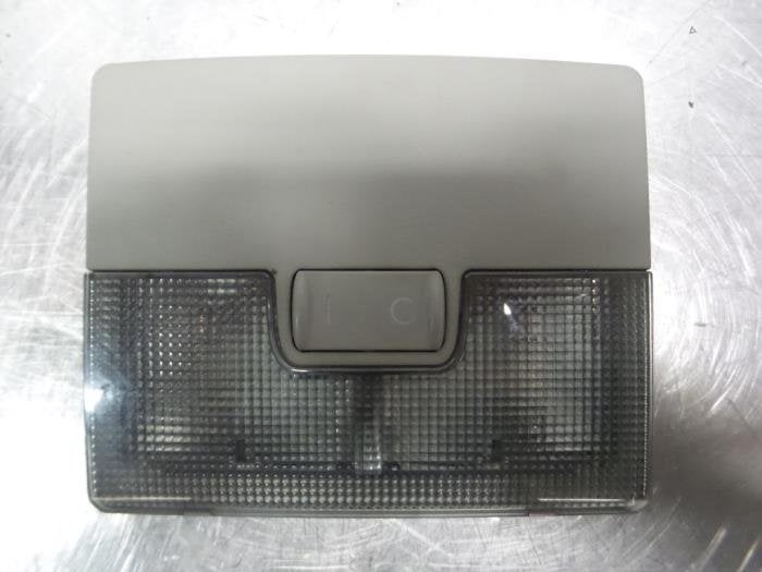Eclairage intérieur avant d'un Audi A6 (A6 97-), -, 3 mois de garantie, Audi, Utilisé