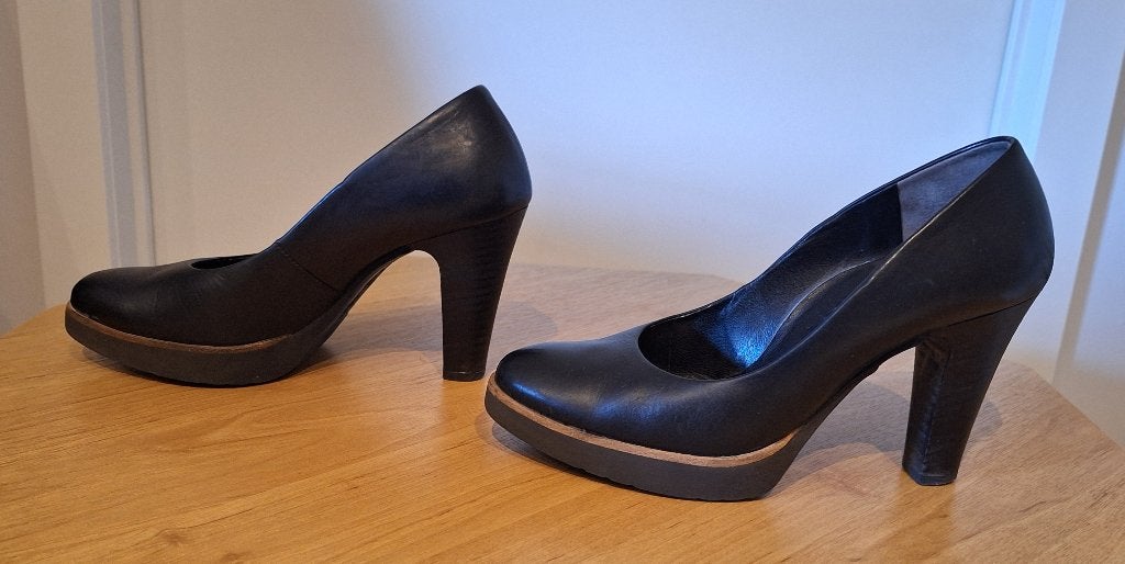 Leren plateau-pump, merk Paul Green, maat 37, zwart, Pumps, Zwart, Ophalen of Verzenden, Zo goed als nieuw