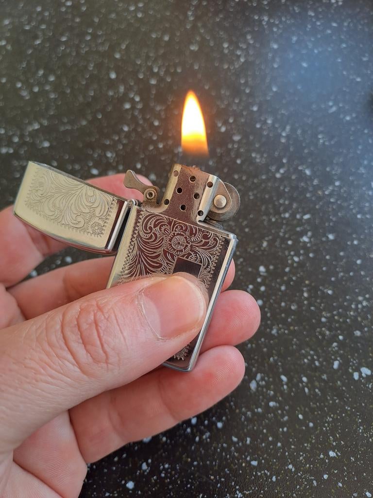 Zippo Venetian authentique – USA 1995 – Fonctionnel, Enlèvement ou Envoi, Briquet