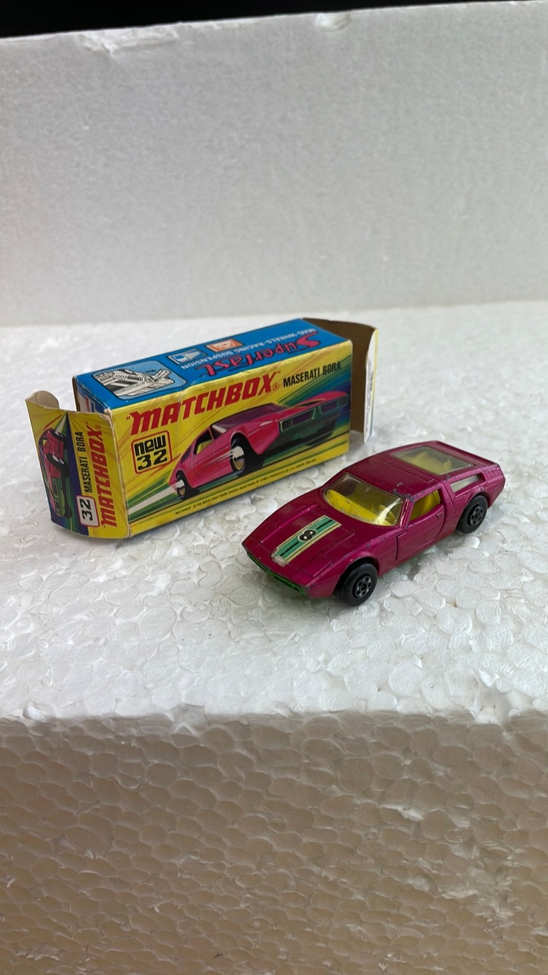 Matchbox Superfast 32 Maserati Bora, Hobby & Loisirs créatifs, Voitures miniatures | Échelles Autre, Enlèvement ou Envoi, Comme neuf
