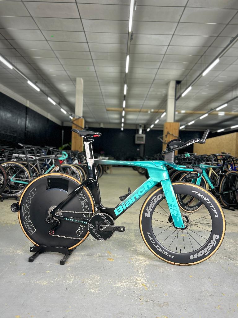Bianchi Aquila RC Disc Dura Ace Di2 Carbon Racefiets, Ophalen, Zo goed als nieuw