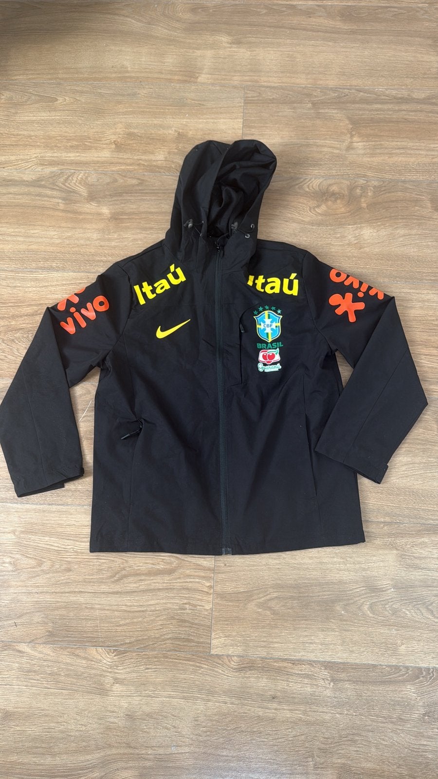 Veste Nike bresil taille M, Vêtements | Hommes, Envoi, Neuf, Taille 48/50 (M), Noir