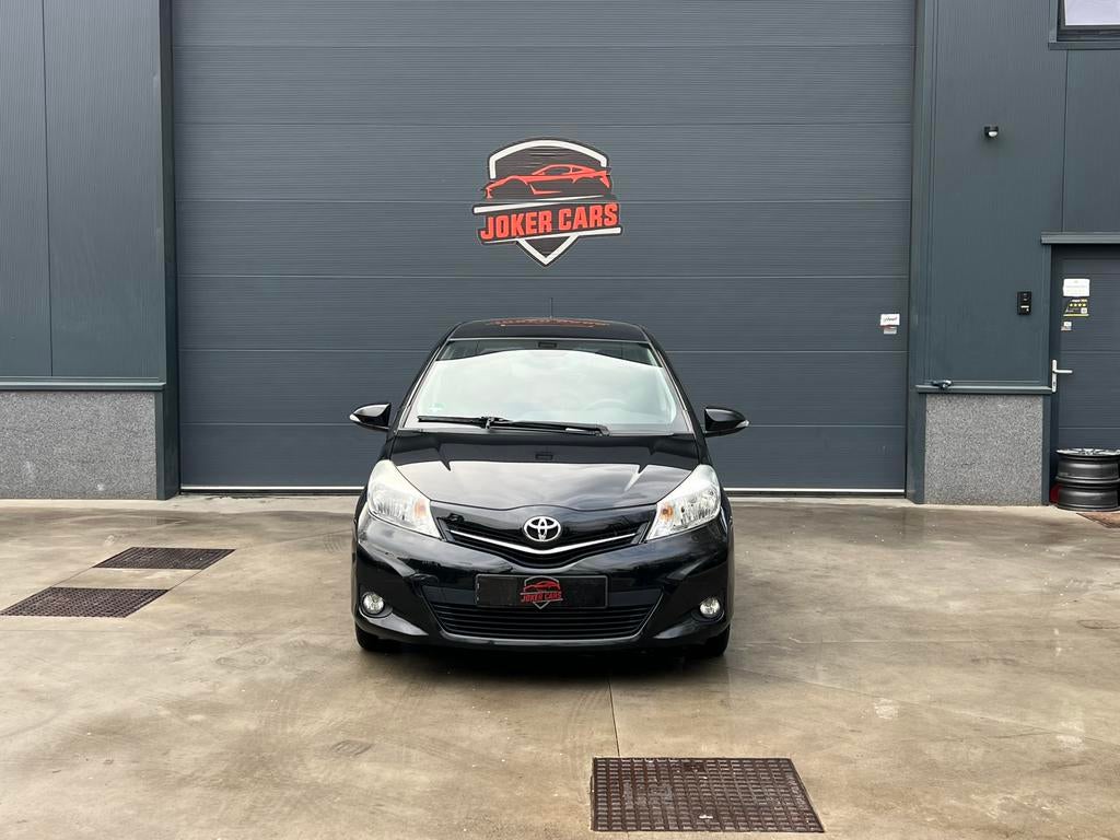 Toyota Yaris 1.33i VVT-i Airco Volledig Onderhoudsboek, Auto's, Euro 5, Stof, Zwart, 4 cilinders