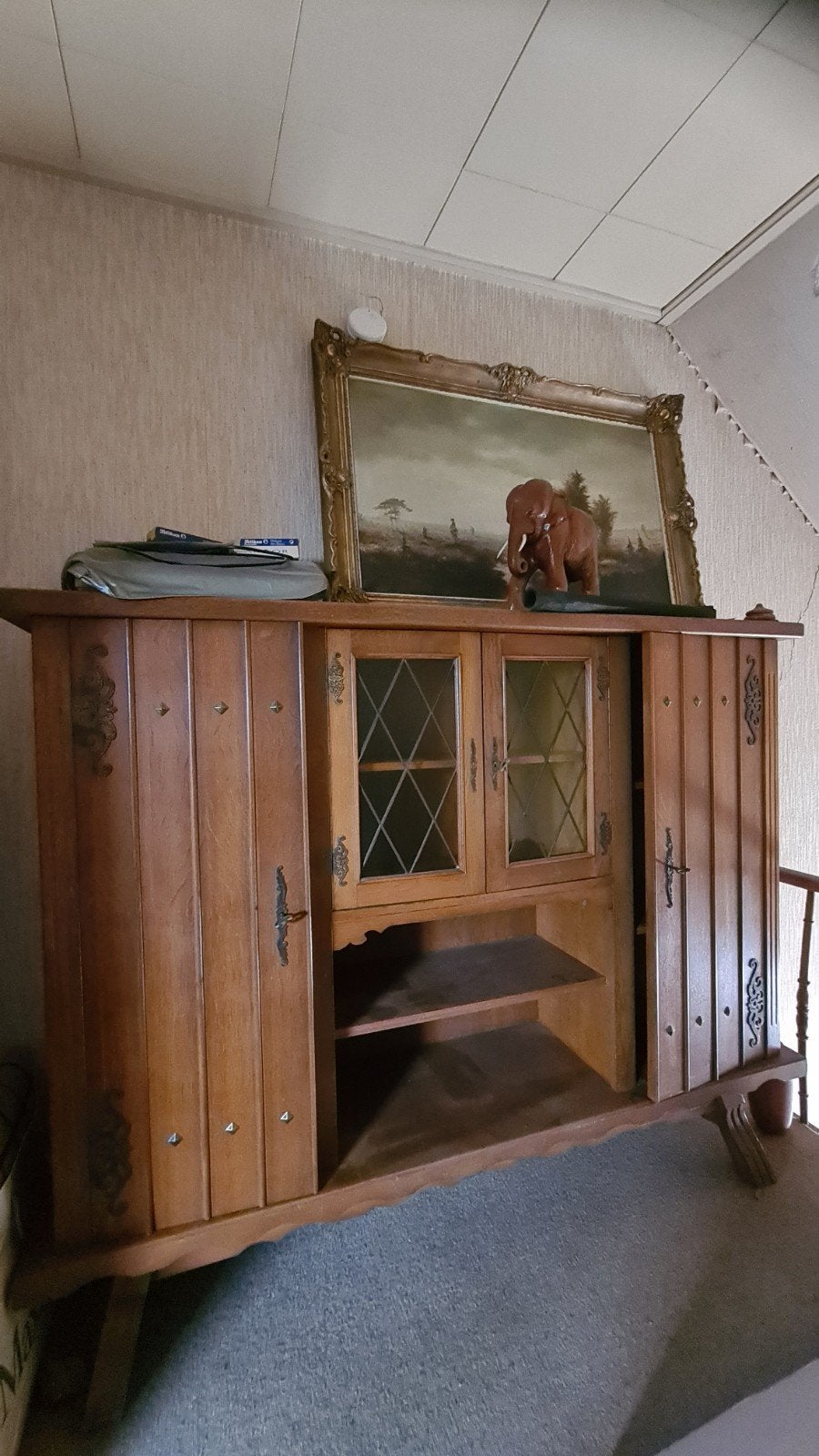antieke massieve kast uit vol eik, Antiquités & Art, Enlèvement ou Envoi