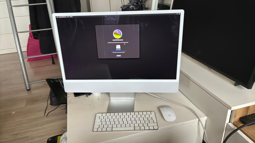 iMac 2023 24inch M3 8 Core CPU 10 Core GPU 16GB RAM 512GB, Computers en Software, Apple Desktops, Ophalen, Gebruikt, SSD, IMac