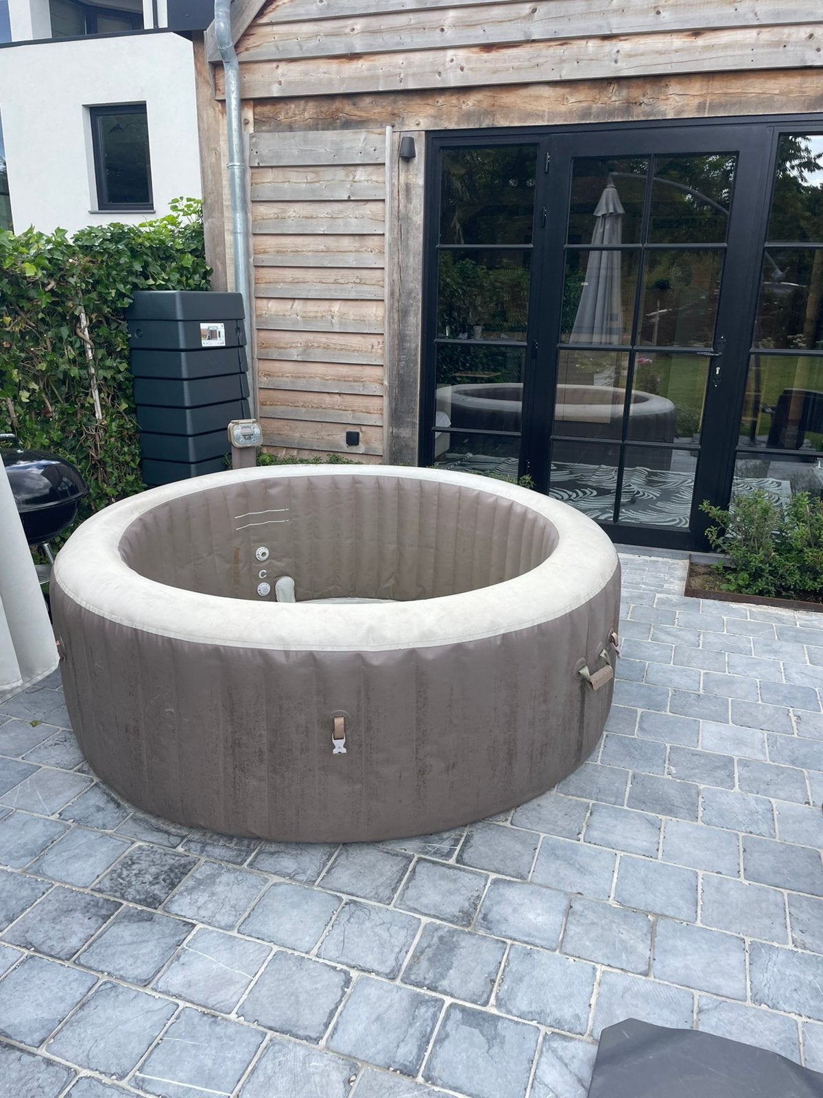 Jacuzzi Intex, Ophalen, Gebruikt, Opblaasbaar, Inbouw